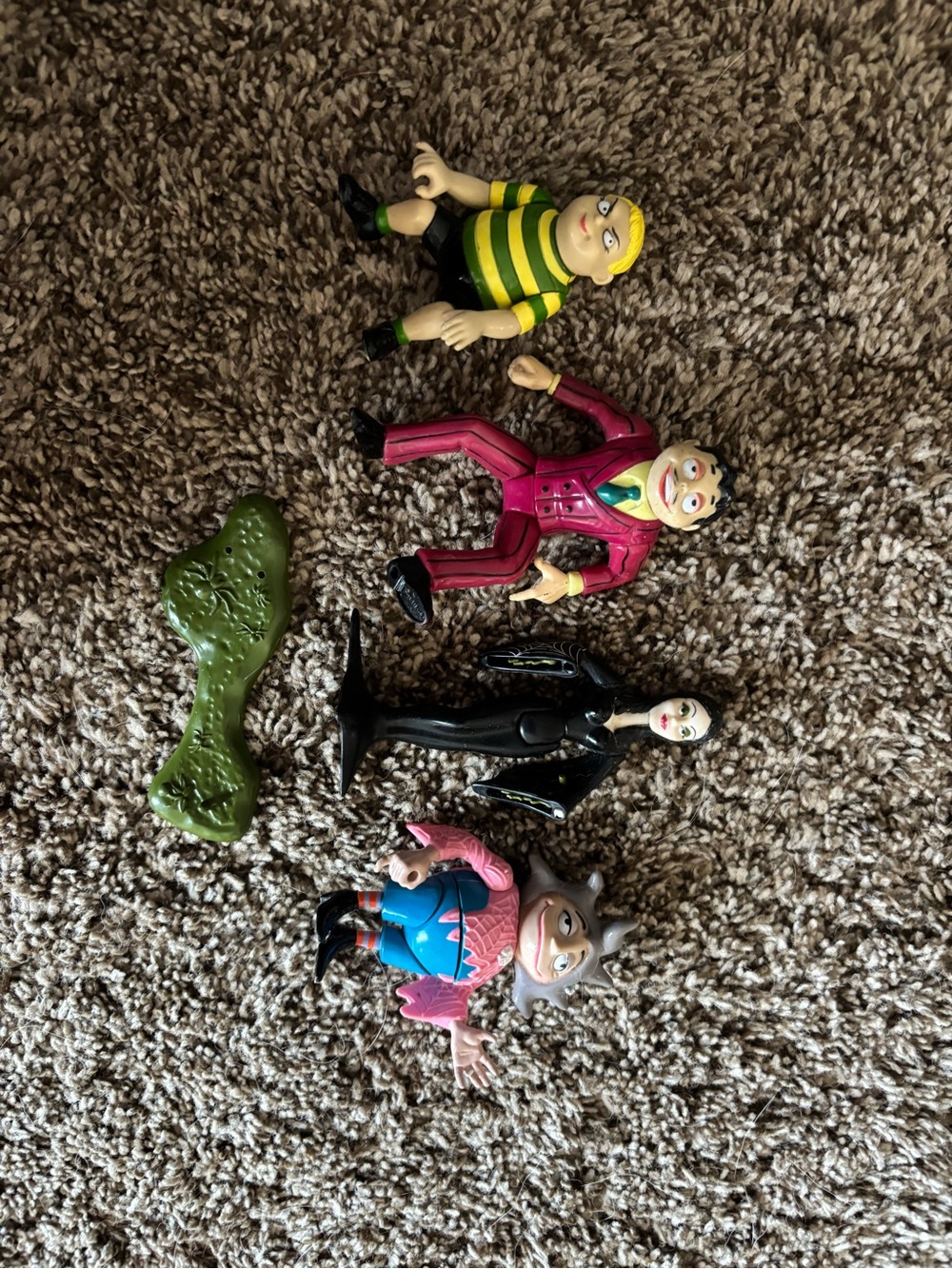 Vintage Addams family Figure Set - Multicolor